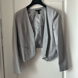 Cropped Blazer